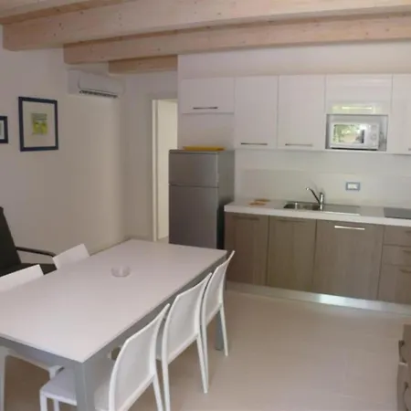 Relaxing Ground-floor Flat With Patio Near The Sea Apartment *