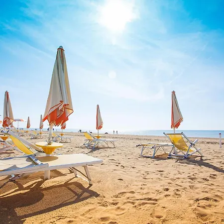 Relaxing Ground-floor Flat With Patio Near The Sea Apartment Bibione